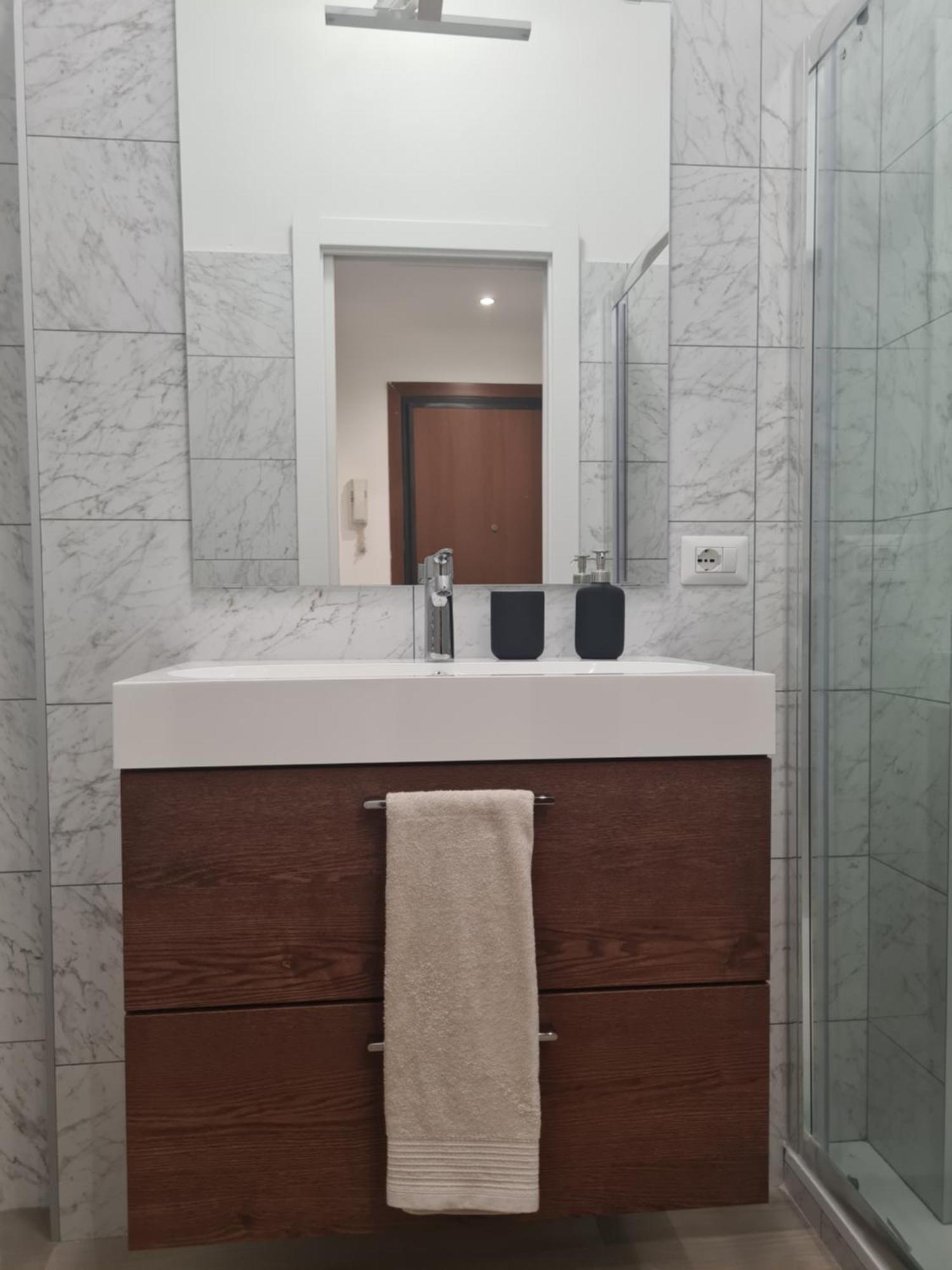 Solari Apartment Милан Экстерьер фото