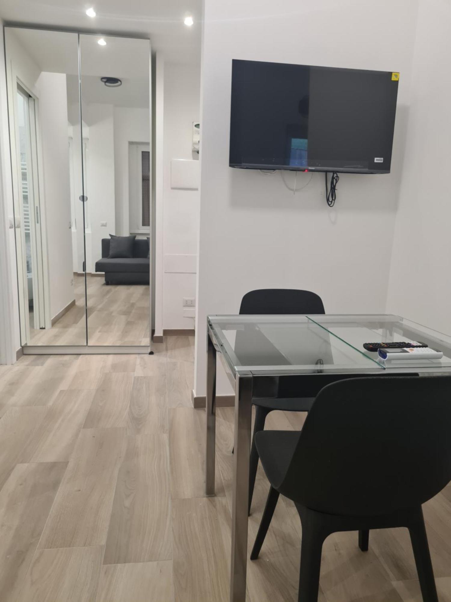 Solari Apartment Милан Экстерьер фото